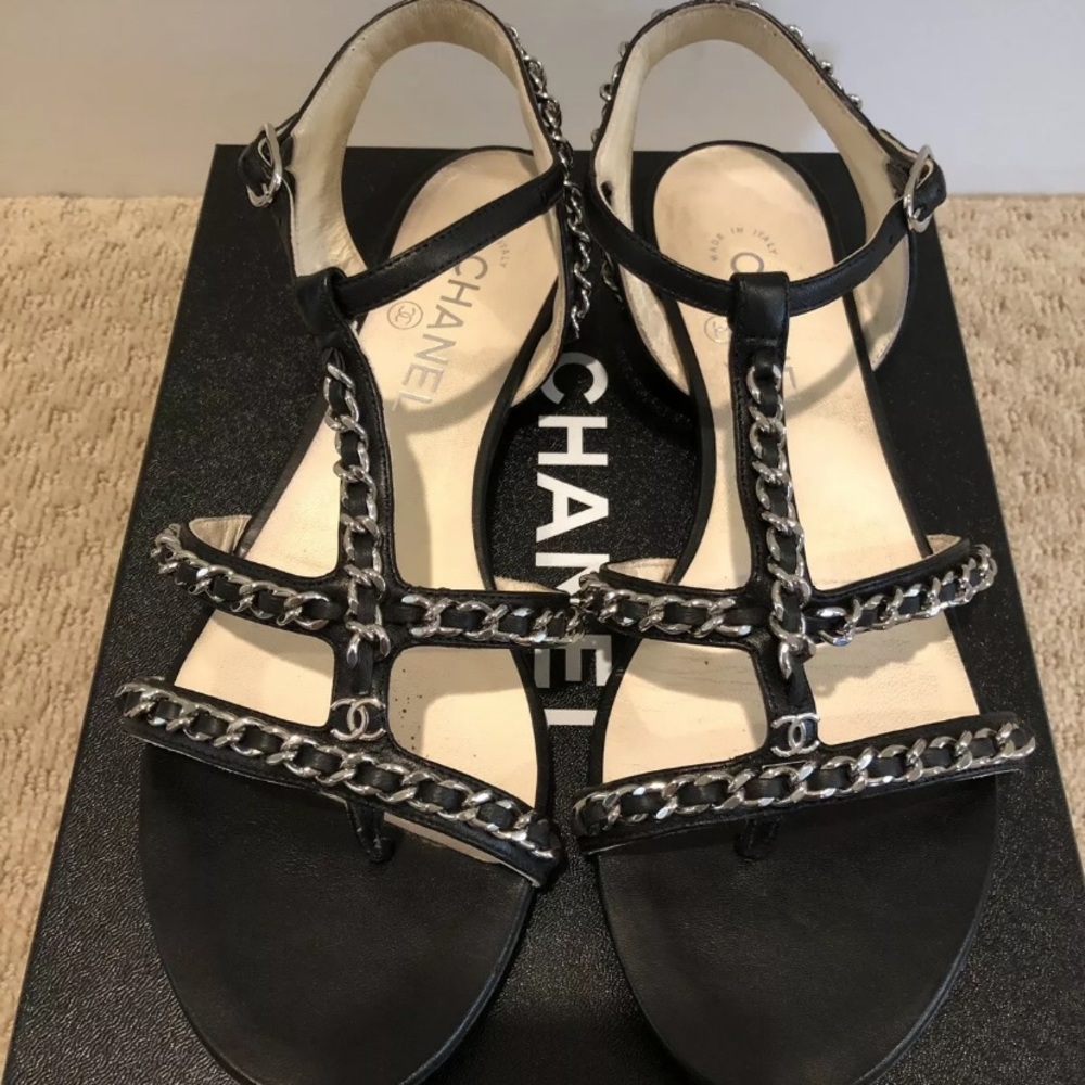 CHANEL WOVEN CHAIN LINK SANDALS 🔥🔥🔥